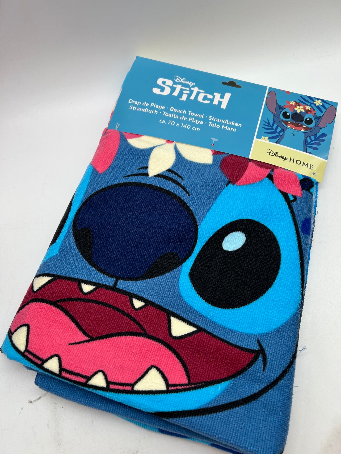 Disney Lilo und Stitch Wreath Badetuch, Strandtuch 70x140cm (Schnelltrocknend)