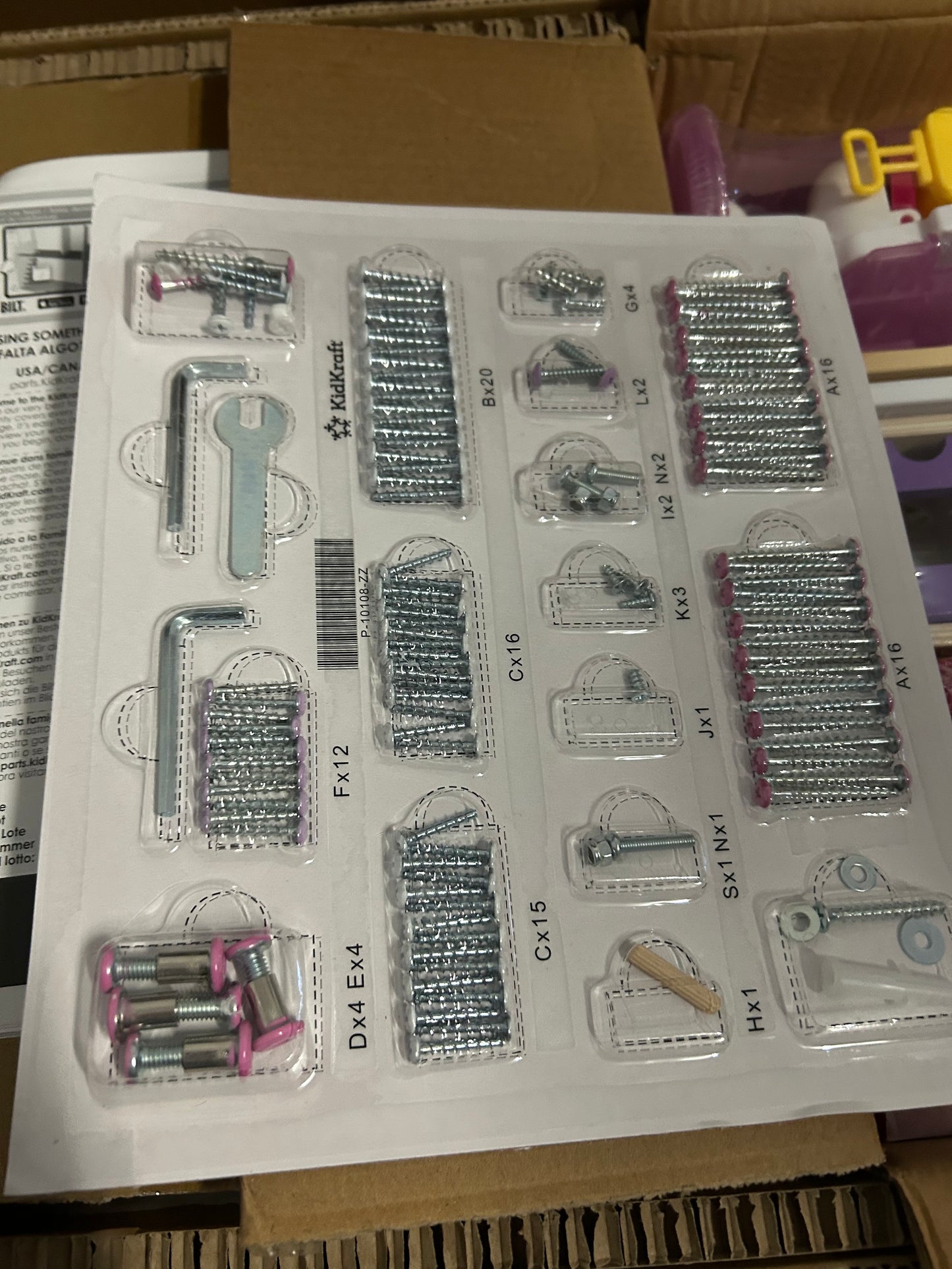 KidKraft Treehouse Retreat Puppenhaus aus Holz mit Möbeln und Zubehör für 30 cm