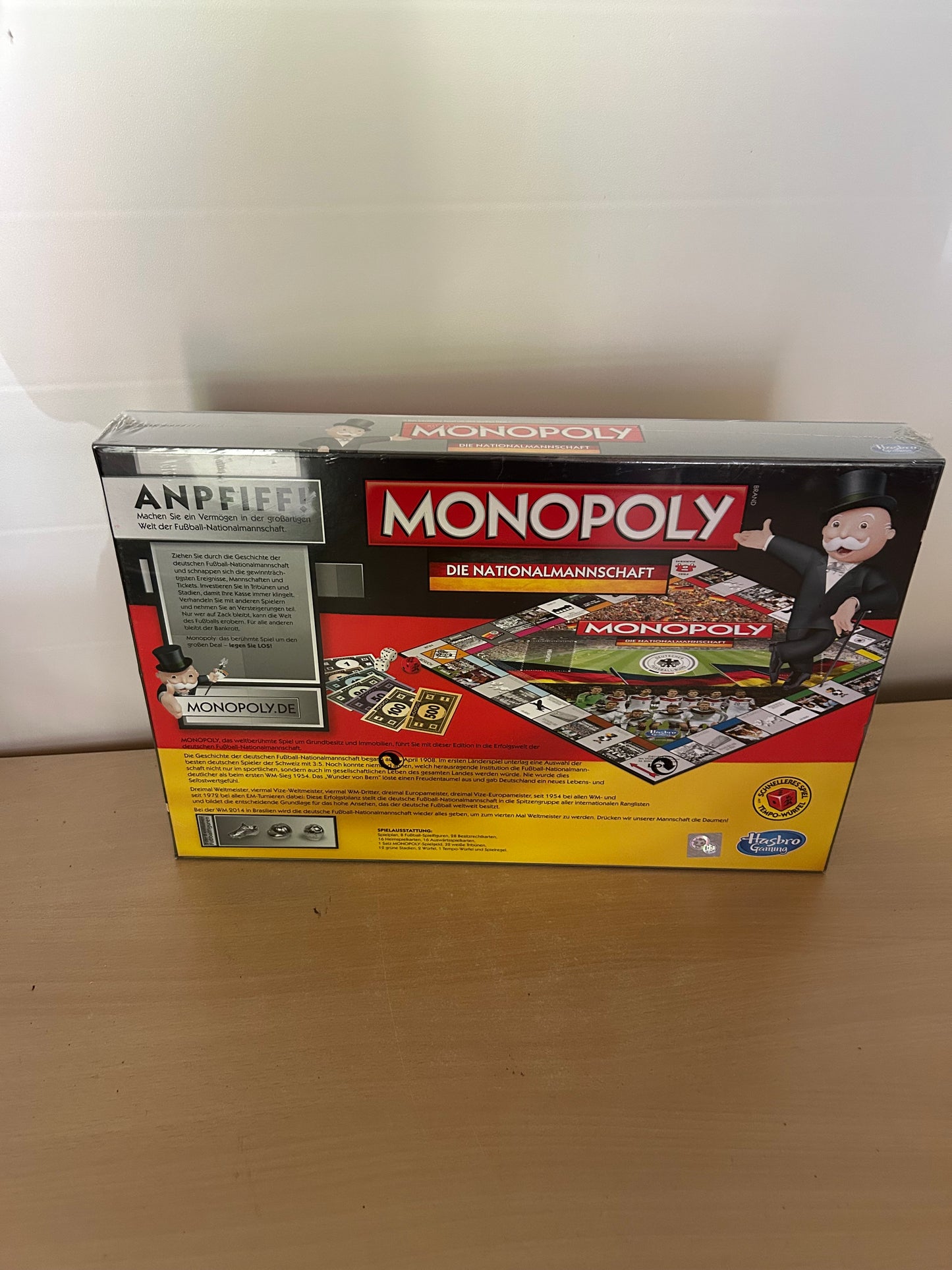 Monopoly die Nationalmannschaft Hasbro Gesellschaftsspiel Brettspiel Spiel DFB