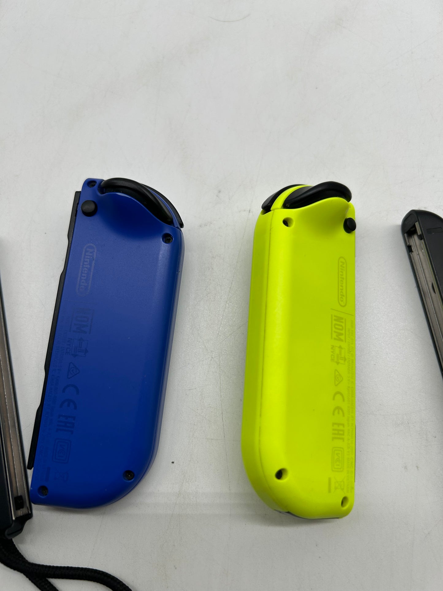 NINTENDO Switch Joy-Con 2er Set Controller neon-gelb neon-blau