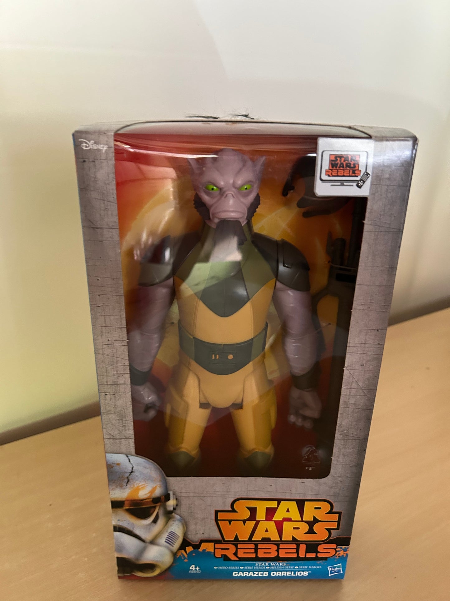 Hasbro A8840 Star Wars Rebels Garazeb Orrelios Deluxe Figur 30cm mit Zubehör