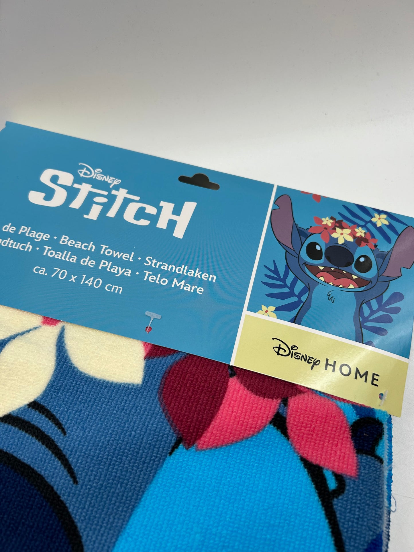 Disney Lilo und Stitch Wreath Badetuch, Strandtuch 70x140cm (Schnelltrocknend)
