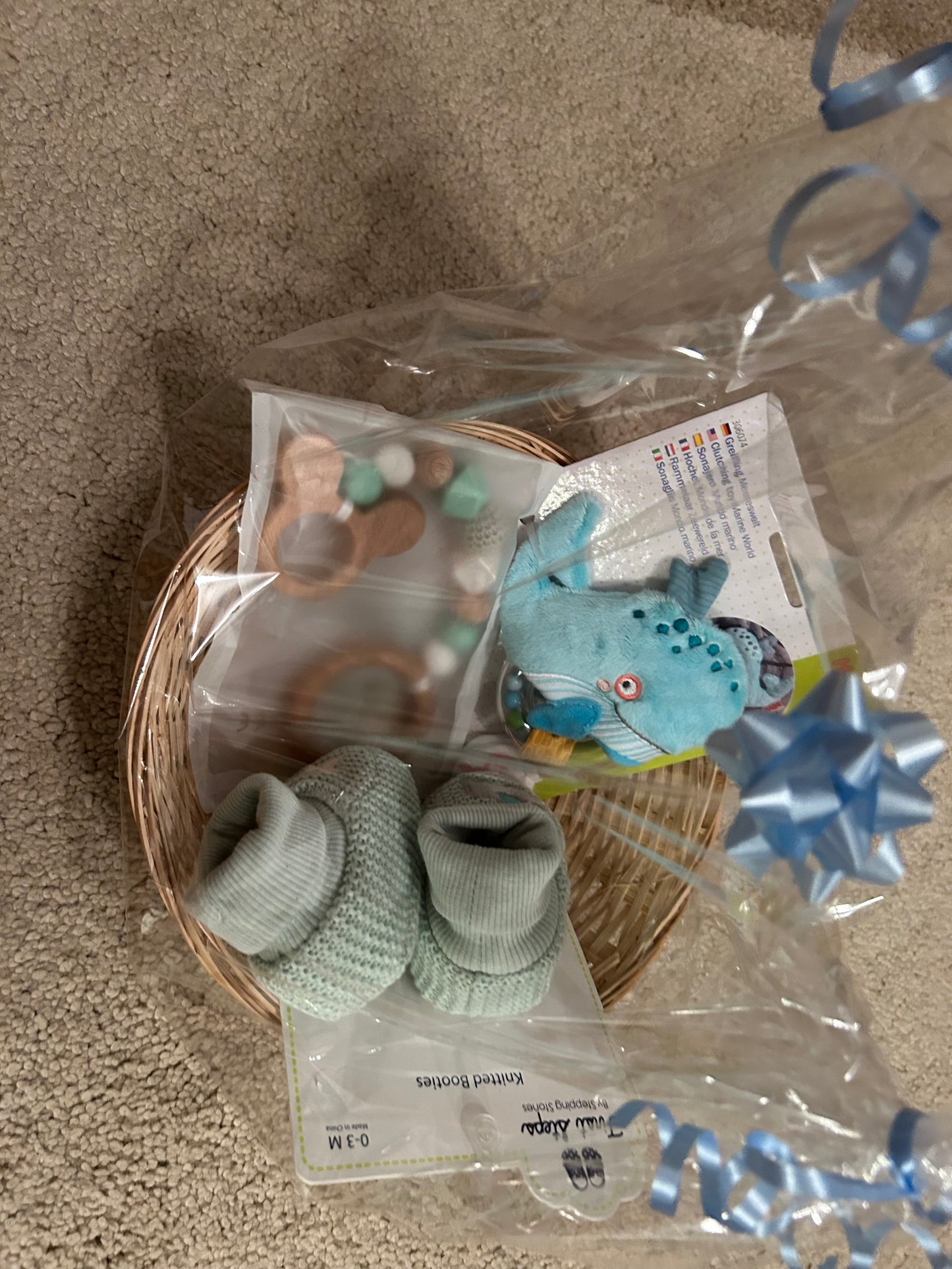 Geschenkekorb für Babys/ Newborn