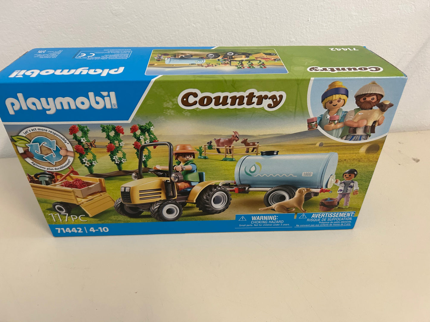 PLAYMOBIL Country 71442 Traktor mit Anhänger und Wassertank, frische Ernte auf