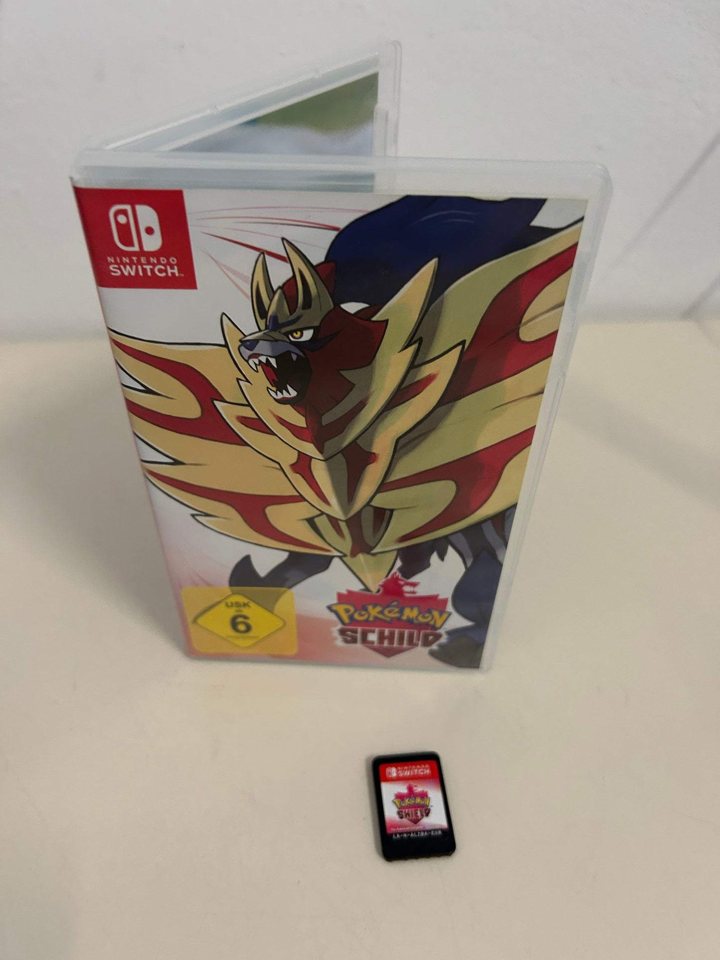 Nintendo Switch Pokemon Schild