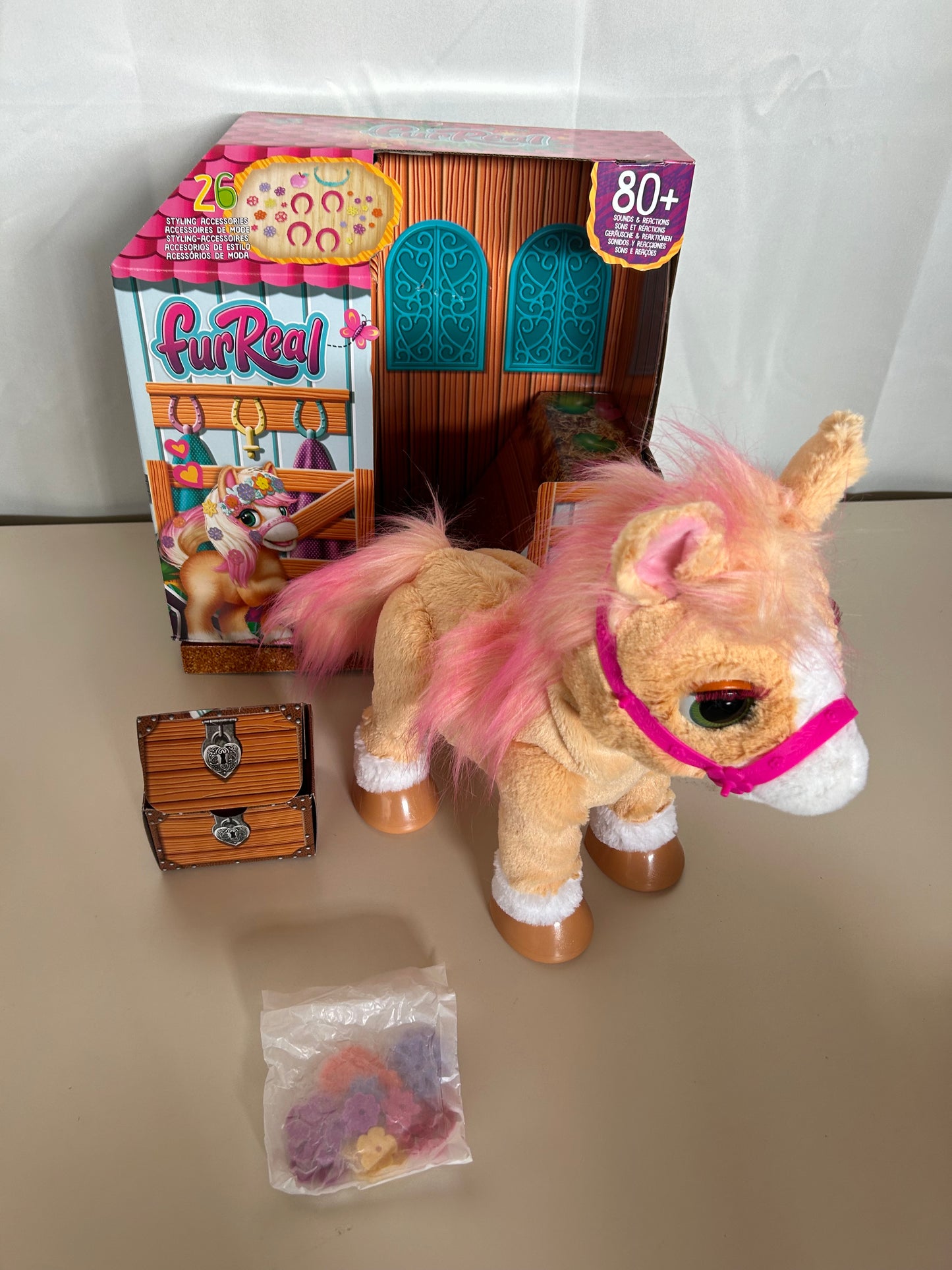 Hasbro furReal Cinnamon Mein Stylisches Pony Spielzeug