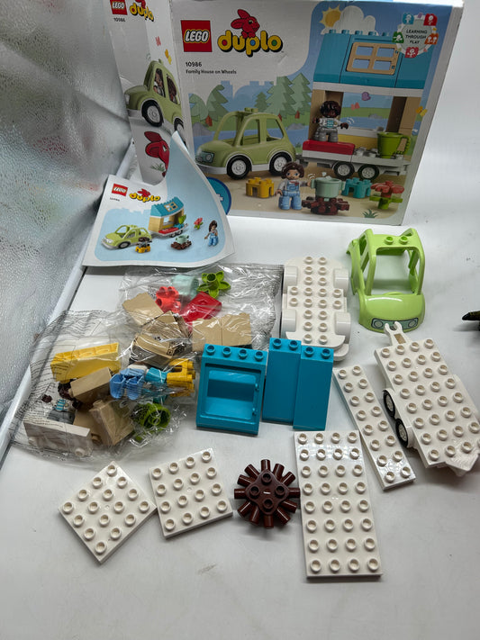 Lego Duplo 10986 Zuhause auf Rädern Bware Nur OVP DEFEKT