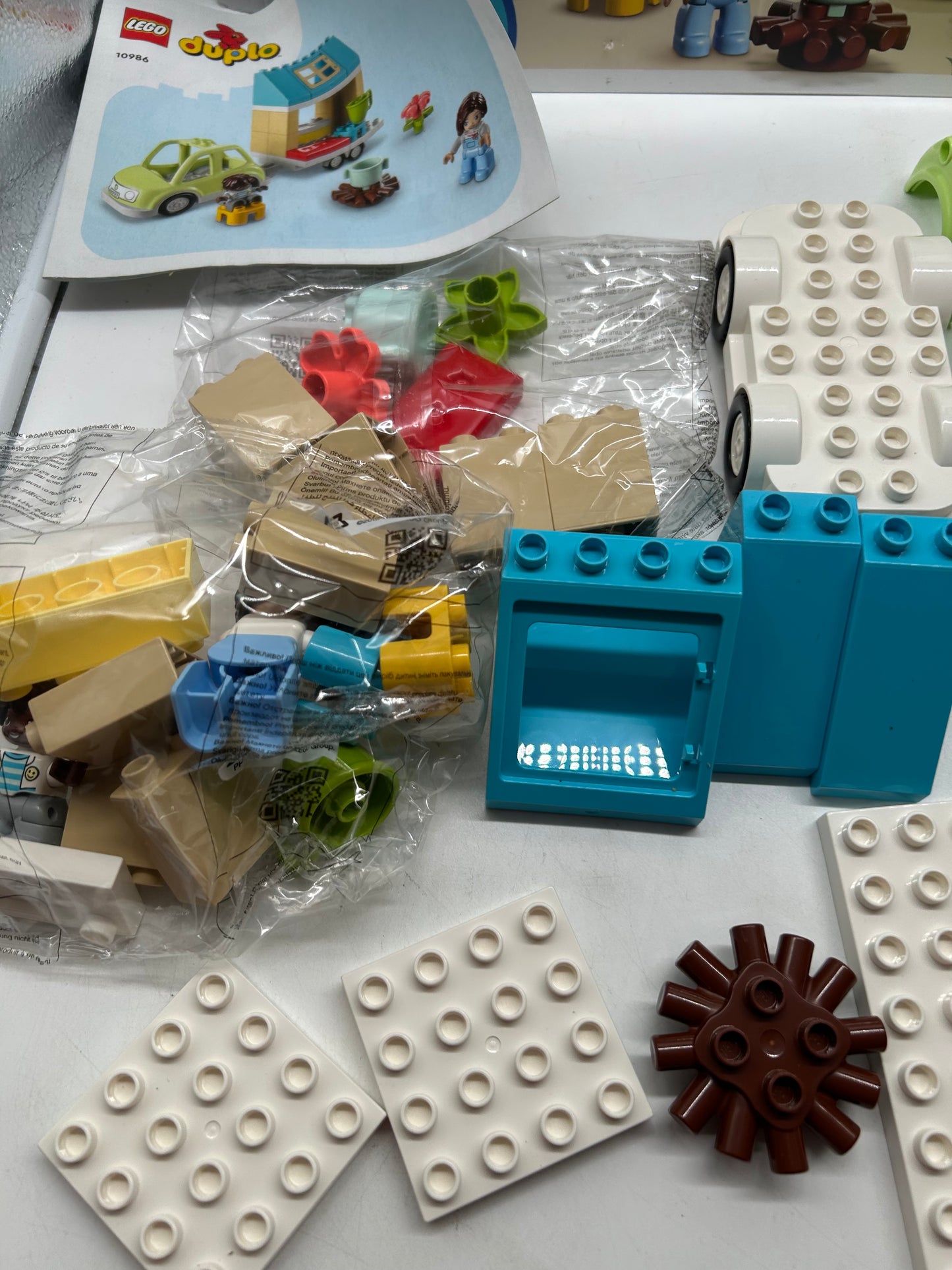 Lego Duplo 10986 Zuhause auf Rädern Bware Nur OVP DEFEKT
