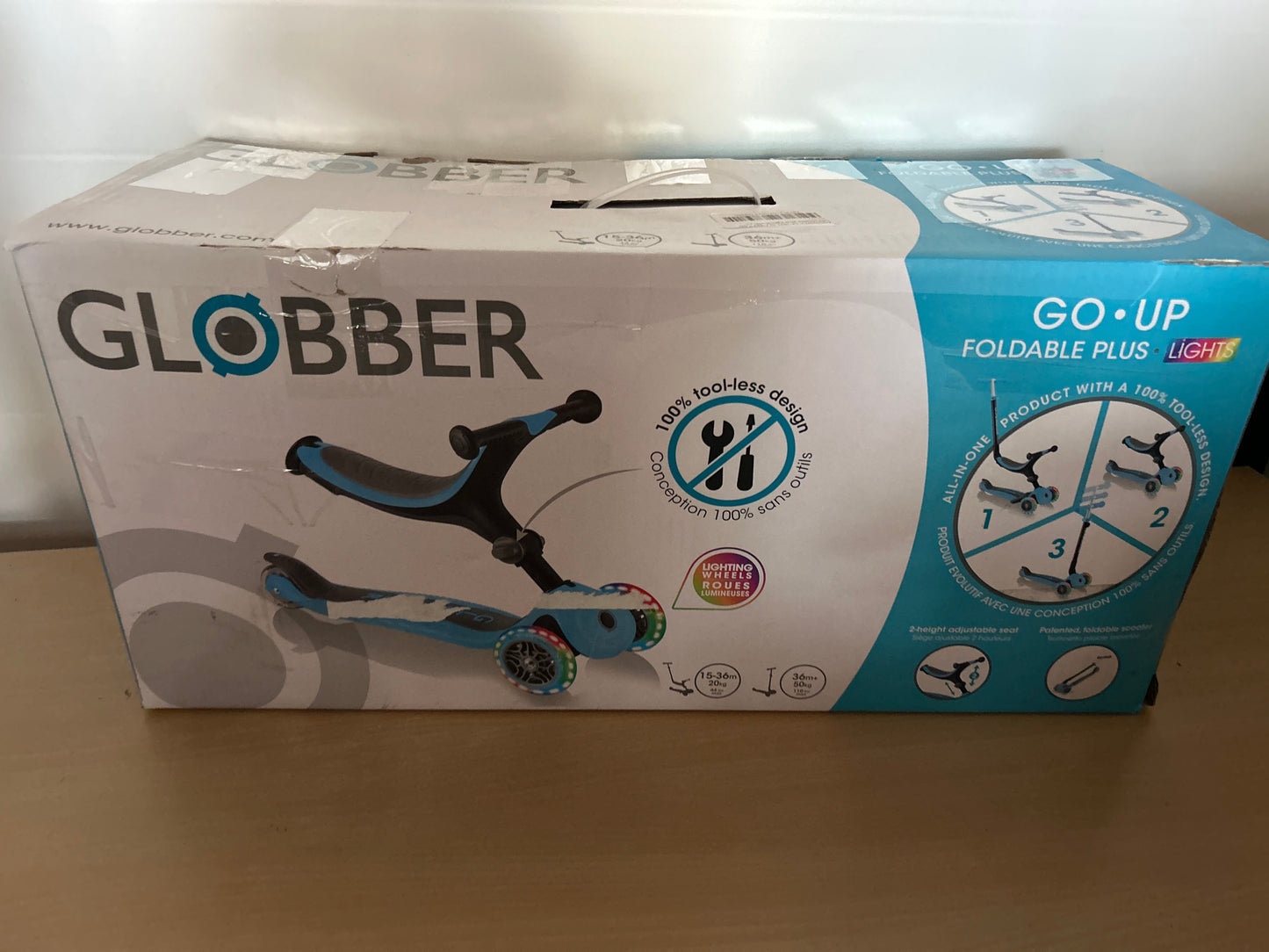 Globber Go Up Faltbarer Schritt Blau mit Lichtern B-Ware