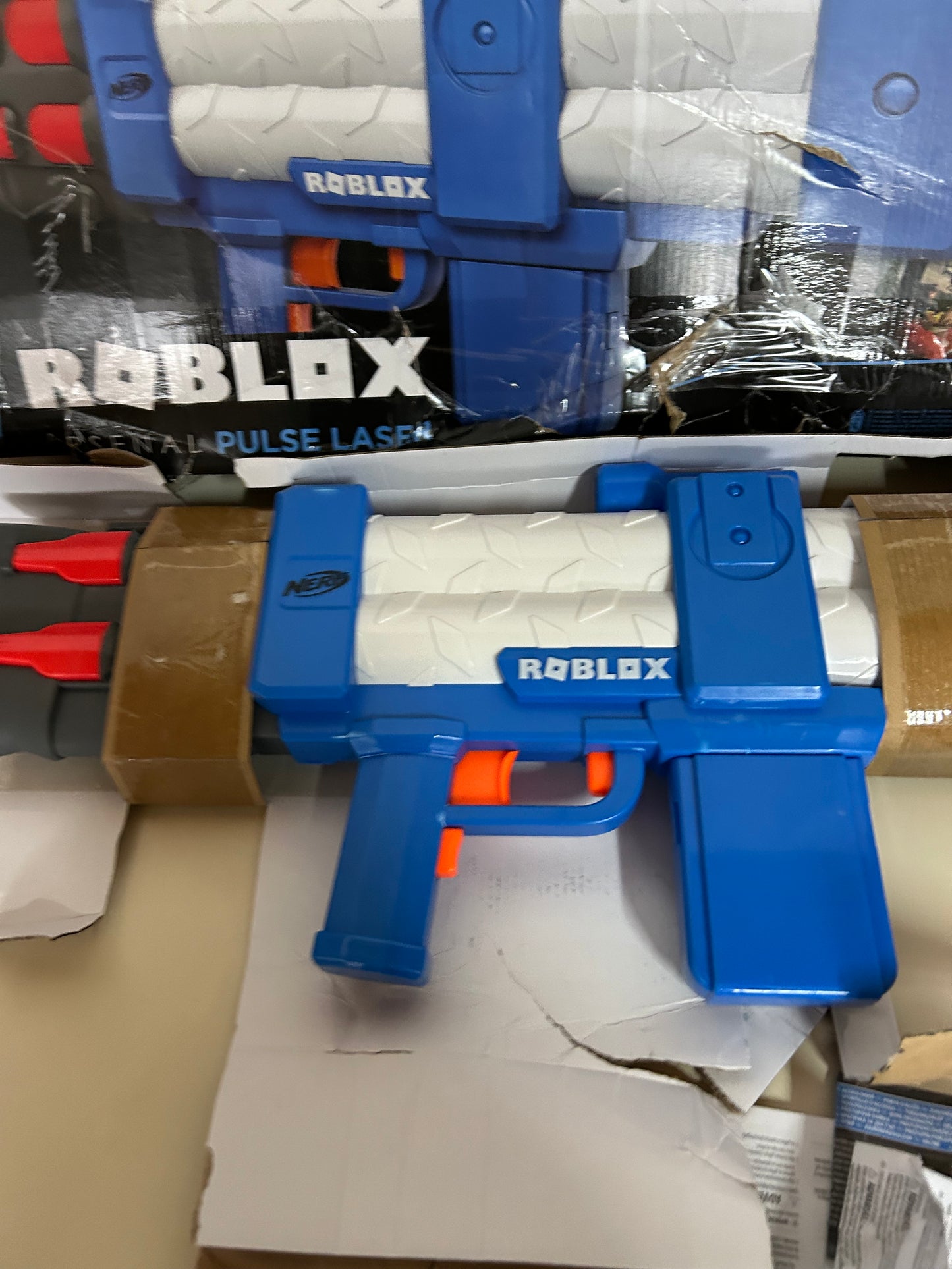 Dartblaster Roblox Arsenal: Pulse Laser Blaster - Inspiriert von dem Videospiel