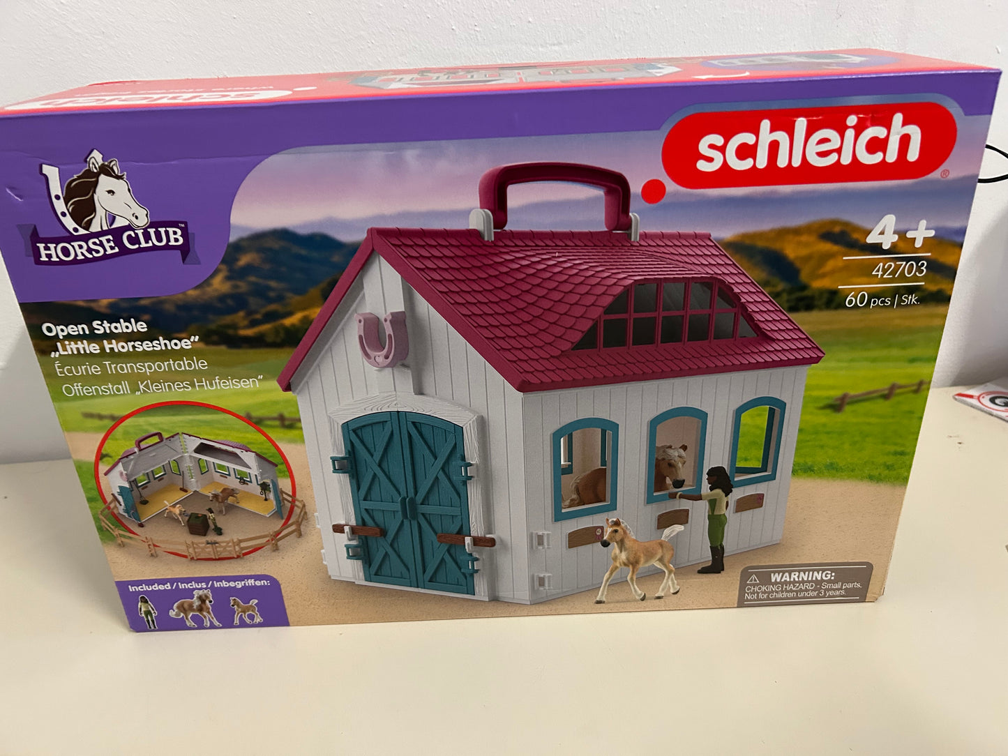 schleich® HORSE CLUB 42703 Offenstall Kleines Hufeisen