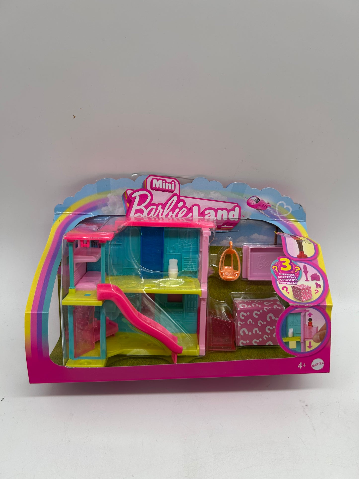 Barbie Mini BarbieLand Puppenhaus-Sets, Mini-Traumvilla mit Überraschung, Kinder