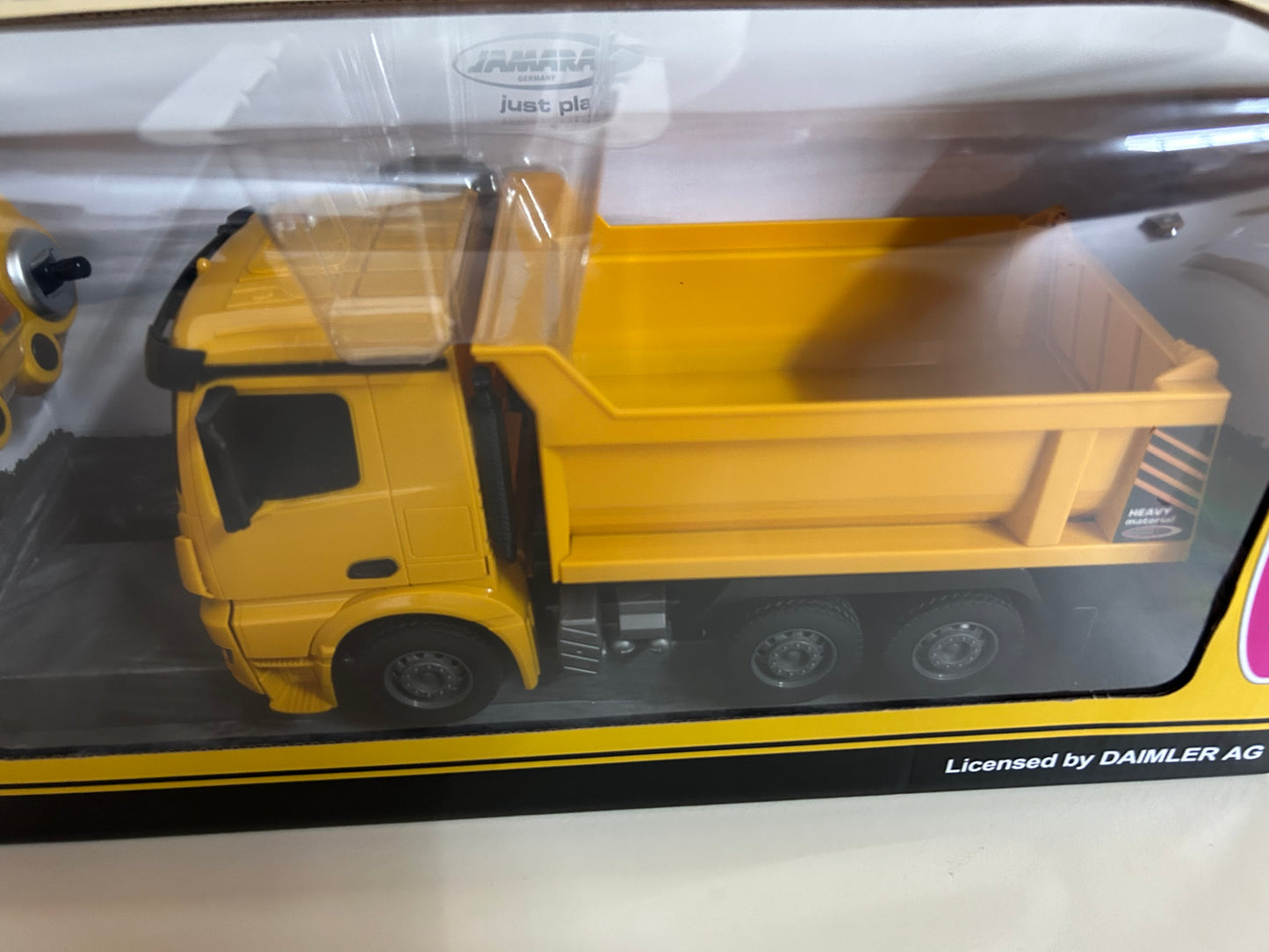 JAMARA Muldenkipper Mercedes-Benz Arocs 1:26 2,4GHz / 405108 BWARE