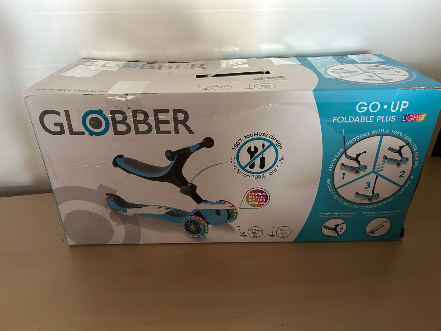 Globber Go Up Faltbarer Schritt Blau mit Lichtern B-Ware
