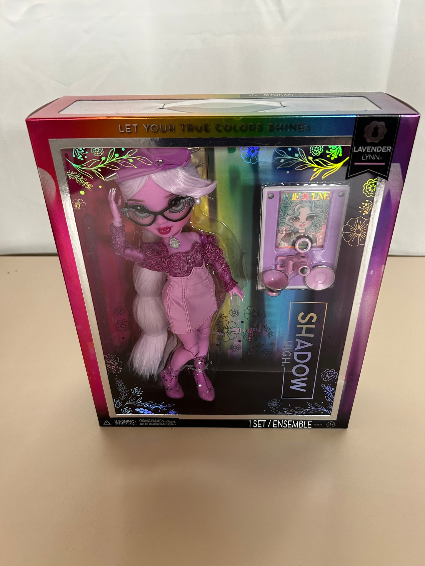 Sie haben so einen Artikel? Gebührenfrei verkaufen Rainbow Shadow High™ | Fashion Puppe | LAVENDER LYNN | Pink Outfit