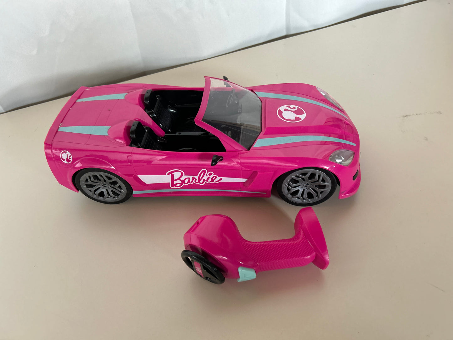 Barbie Cabrio ferngesteuert - Traumauto mit Fernbedienung für Barbie