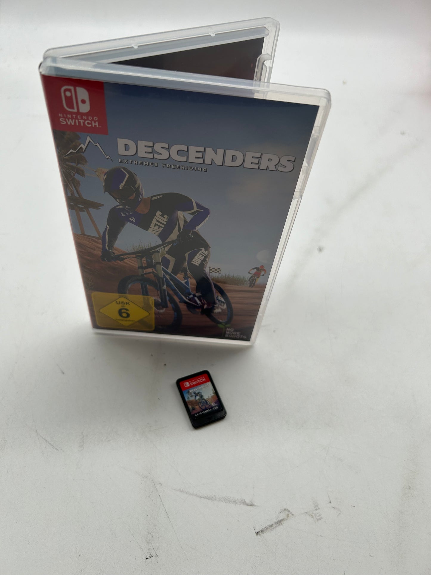 Nintendo Switch - Descenders