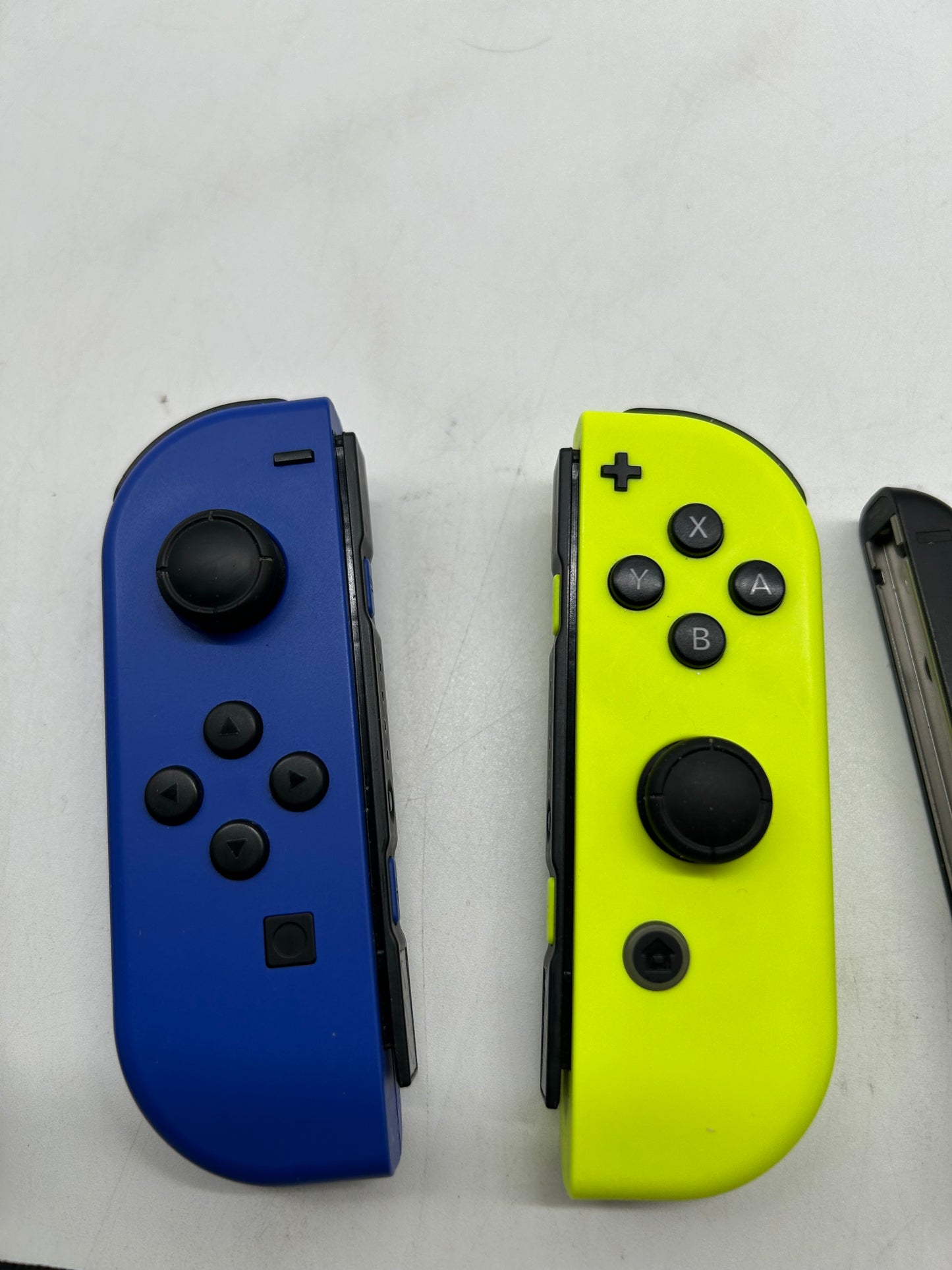 NINTENDO Switch Joy-Con 2er Set Controller neon-gelb neon-blau