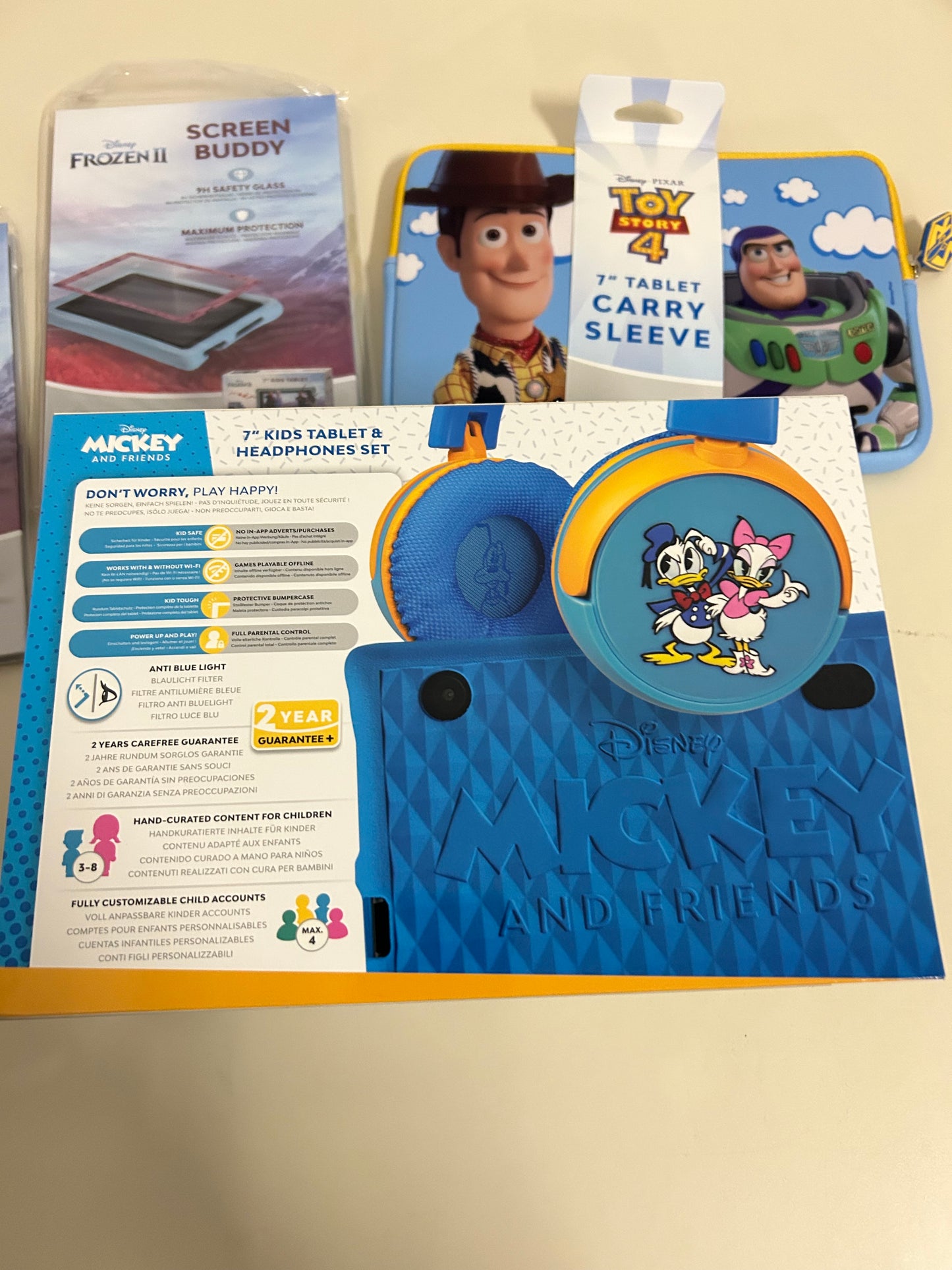 Pebble Gear 7 Zoll Tablet Disney Mickey Mouse mit Kopfhörer