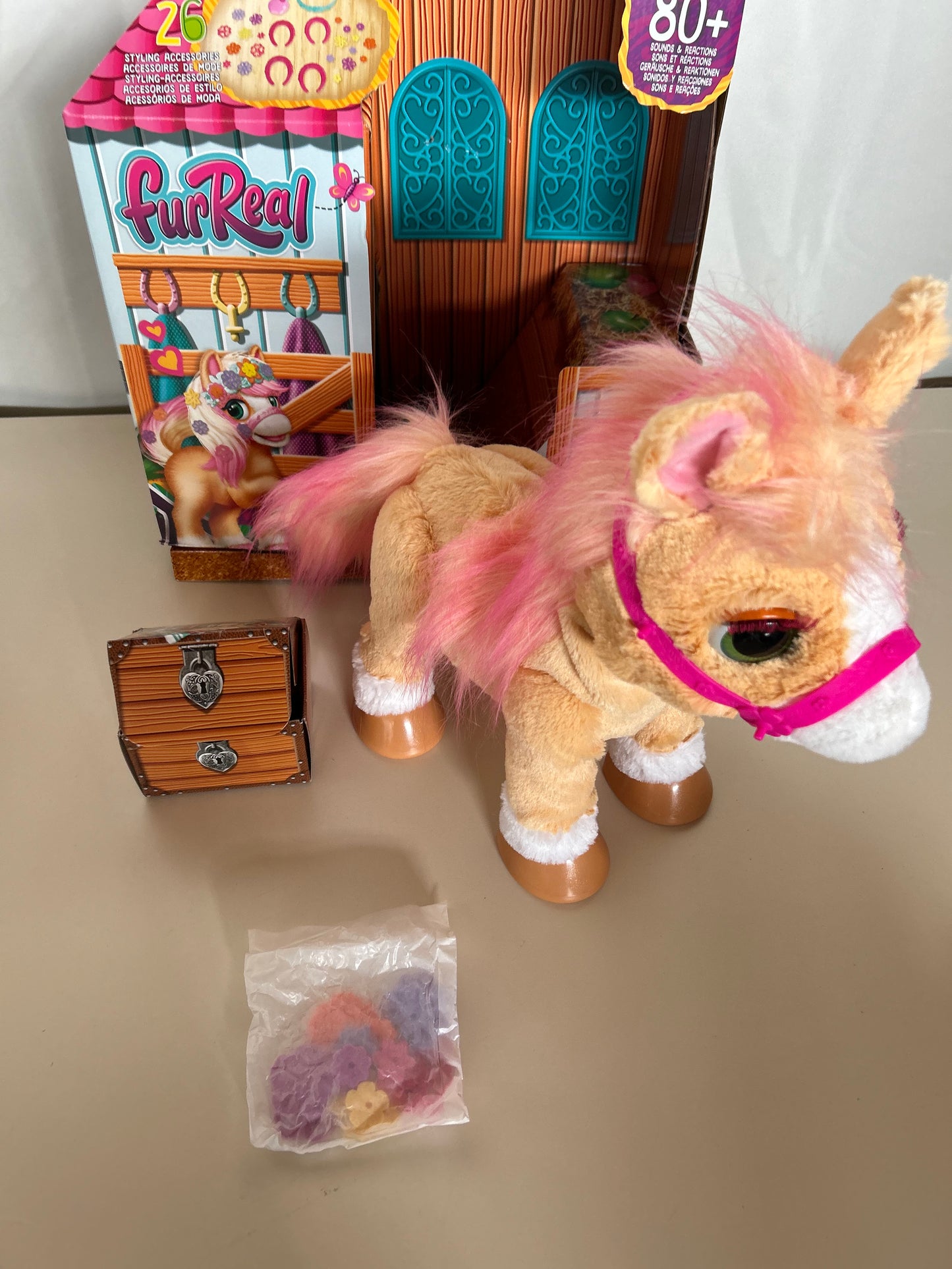 Hasbro furReal Cinnamon Mein Stylisches Pony Spielzeug