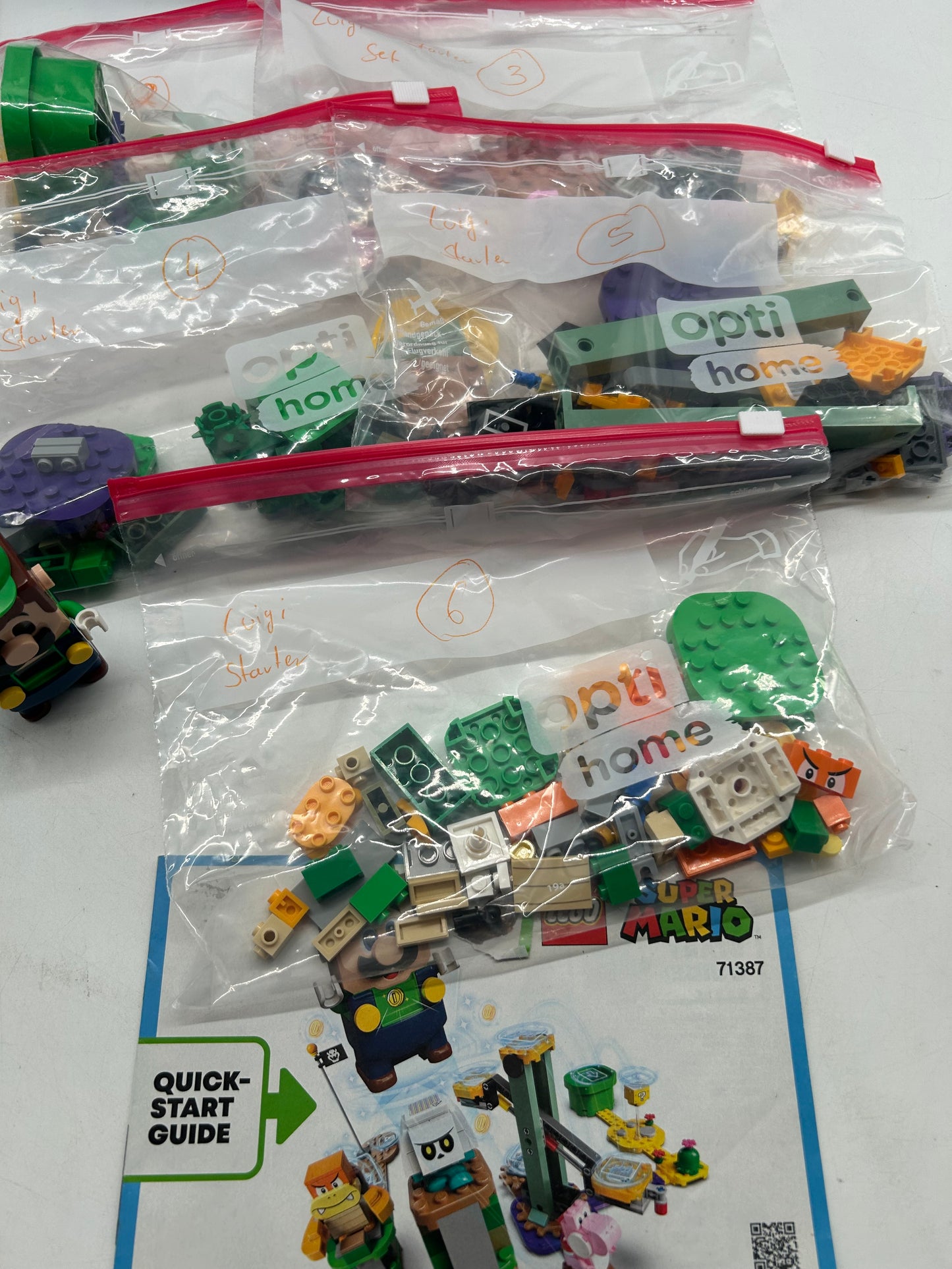 Lego Mario Luigi Starter Set 71387