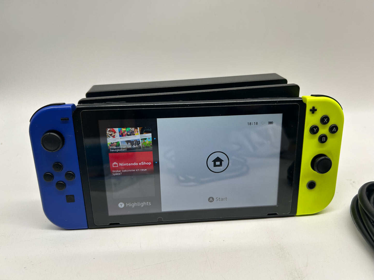 Nintendo Switch + Fifa 22 komplett